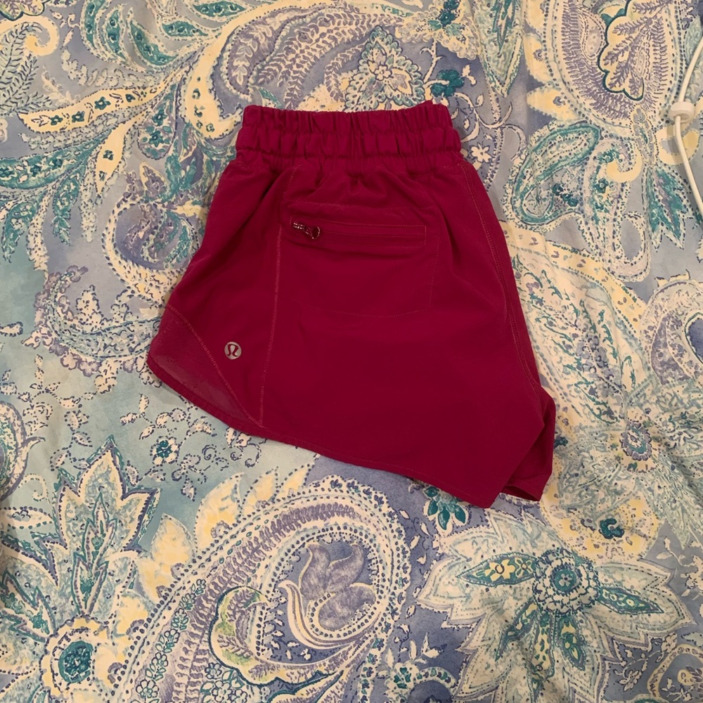 Lululemon Hotty Hot Short 2.5”